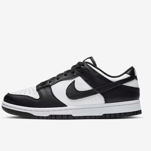 Women’s Nike Dunk Low - Picture 3 of 3